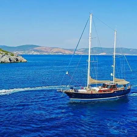 Ботель Luxury Boat In Marina Бодрум